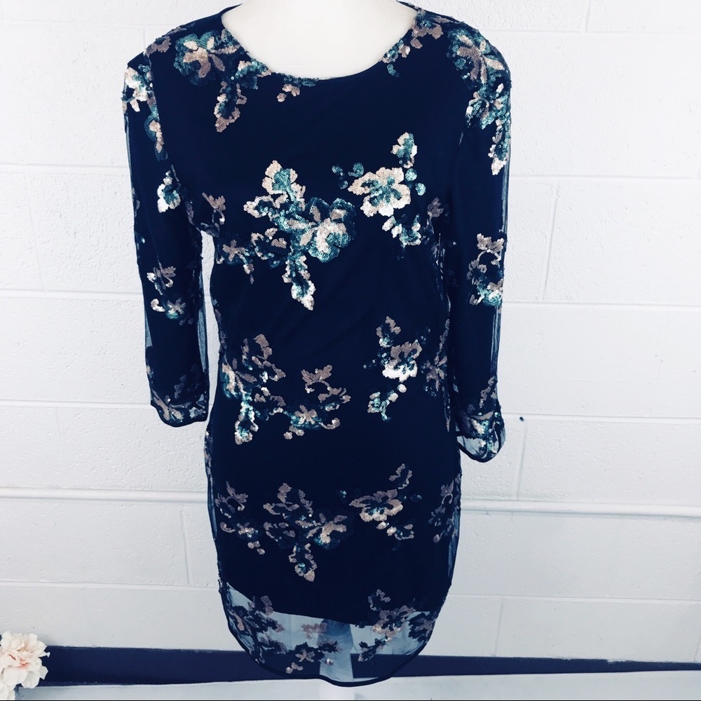 WYLDR Black floral sequin dress mini open back L - Picture 4 of 8